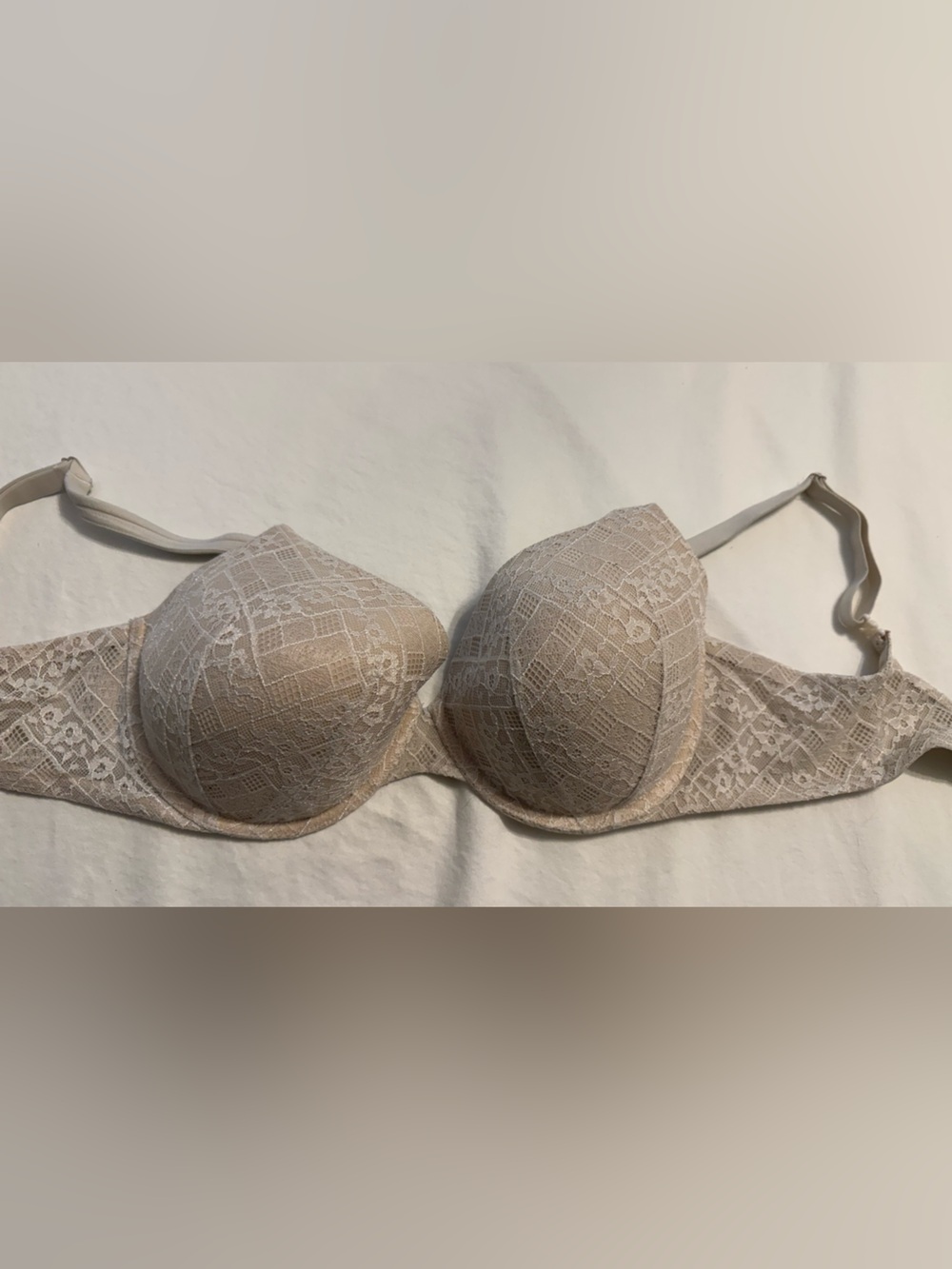 Nude Lace Push-Up Bra - Light Beige body by Victoria